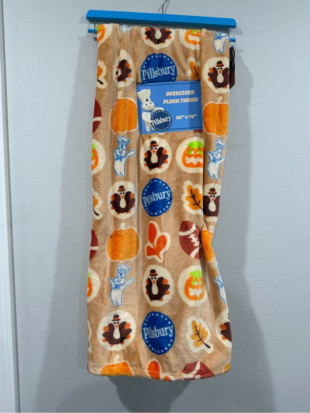 Pillsbury Fall Cookies Plush Throw Blanket - Oversized Cozy Throw